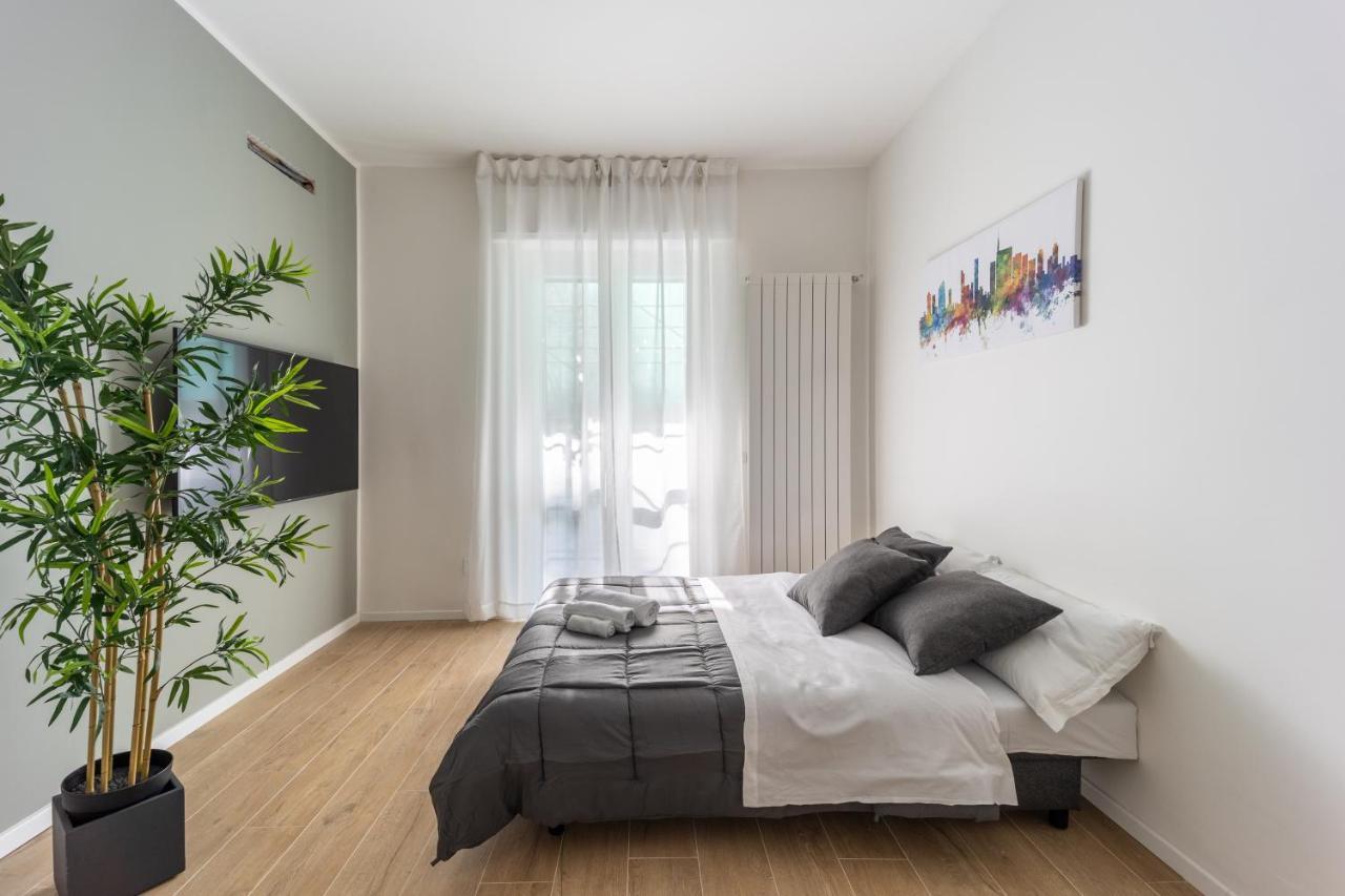 Apartament Sansiro Luxury Wi-Fi & Netflix Mediolan Zewnętrze zdjęcie