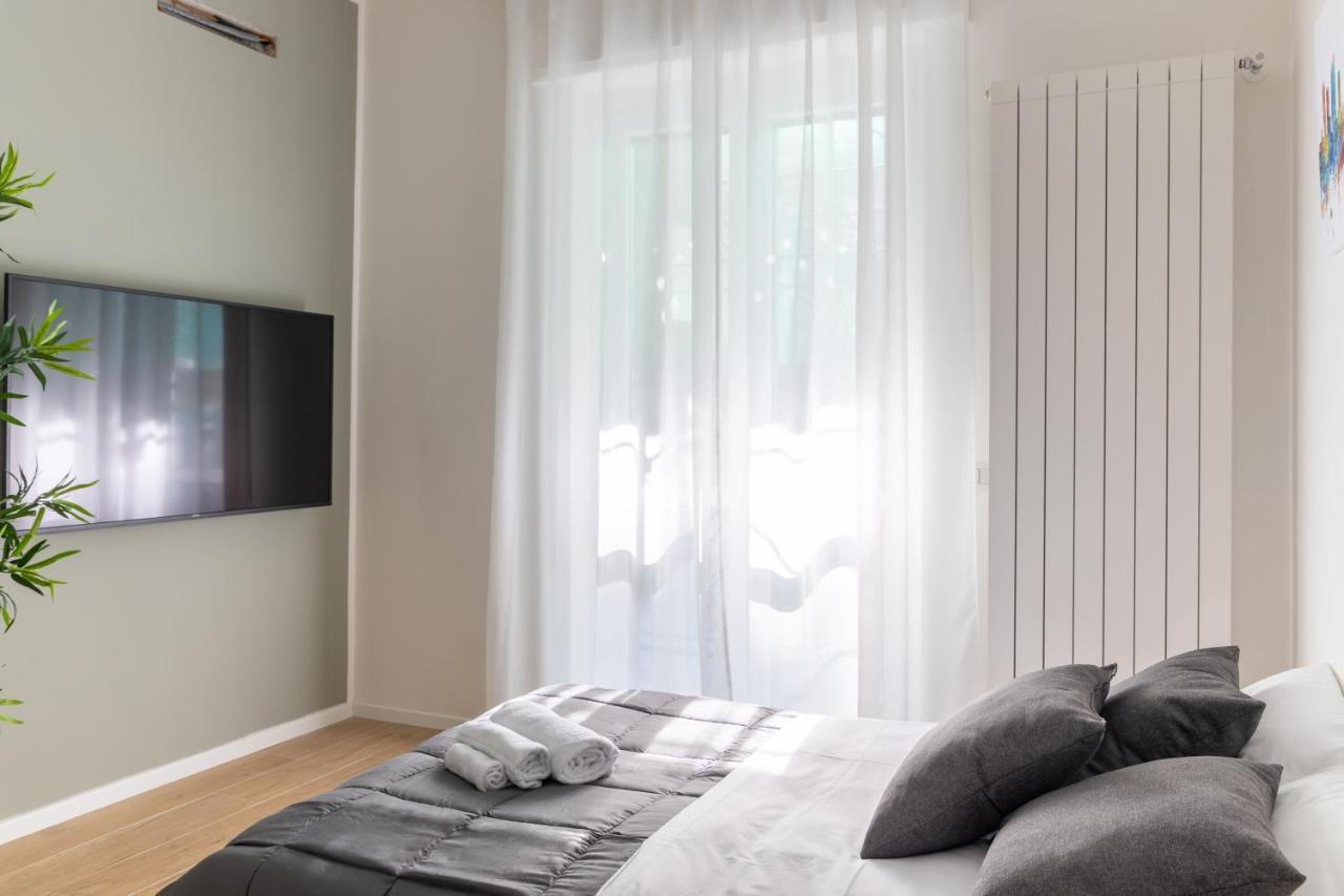 Apartament Sansiro Luxury Wi-Fi & Netflix Mediolan Zewnętrze zdjęcie