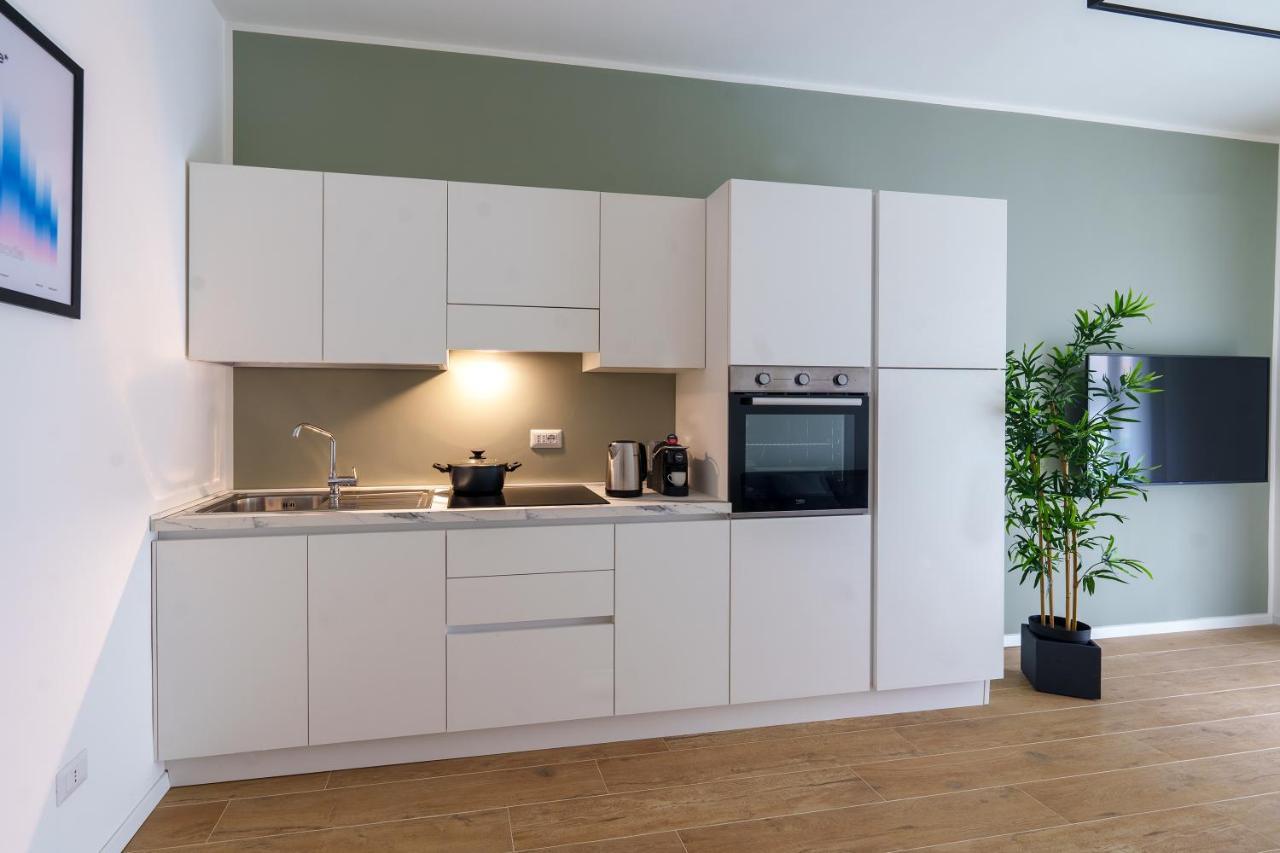 Apartament Sansiro Luxury Wi-Fi & Netflix Mediolan Zewnętrze zdjęcie