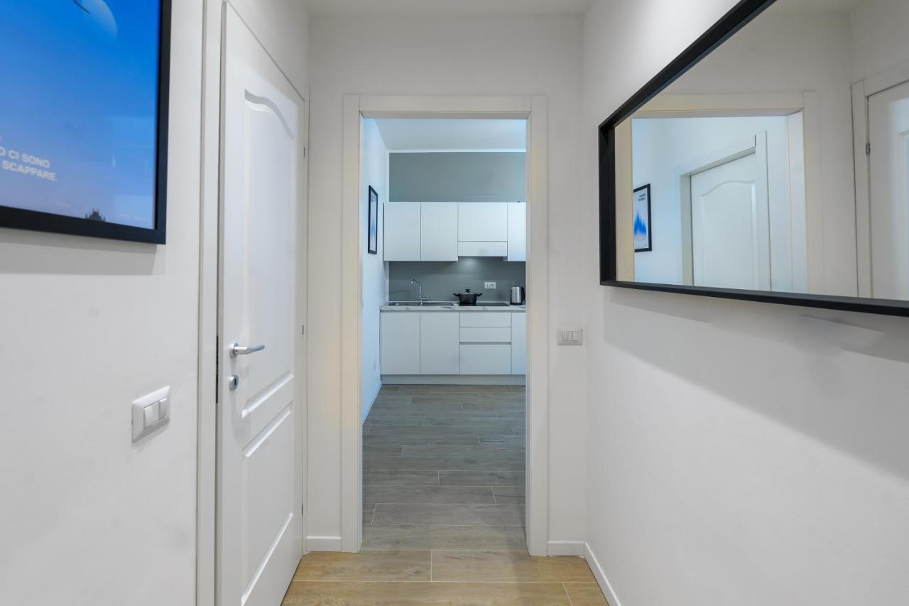 Apartament Sansiro Luxury Wi-Fi & Netflix Mediolan Zewnętrze zdjęcie